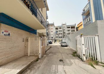 Edificio all\'aperto - Trilocale Via Palermo
 
34, Augusta - foto 5