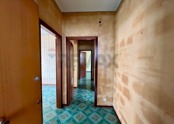 Hall / corridoio - Trilocale Via Palermo
 
34, Augusta - foto 20