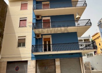 Edificio all\'aperto - Trilocale Via Palermo
 
34, Augusta - foto 34