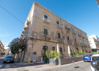 Edificio all\'aperto - Apartment Via Cairoli
8, Siracusa - photo 2