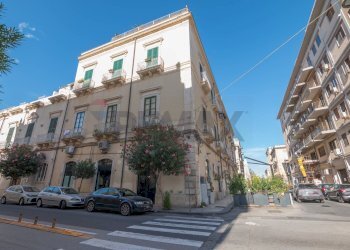 Edificio all\'aperto - Apartment Via Cairoli
8, Siracusa - photo 4