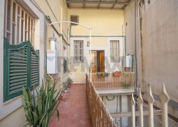 Balcone - Apartment Via Cairoli
8, Siracusa - photo 10