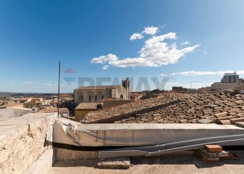 Edificio all\'aperto - Independent house Ronco Tiziano
 
13, Palazzolo Acreide - photo 24