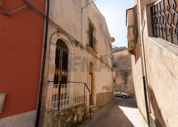 Edificio all\'aperto - Independent house Ronco Tiziano
 
13, Palazzolo Acreide - photo 27