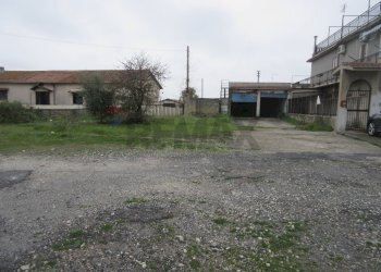 Giardino - Laboratory Via Savonarola n. 126, Melilli - photo 3