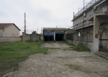 Edificio all\'aperto - Laboratory Via Savonarola n. 126, Melilli - photo 4