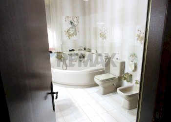Bagno - Appartamento Via Savonarola
 
122, Melilli - foto 20