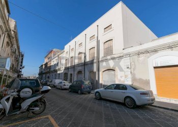 Edificio all\'aperto - Appartamento via francesco crispi
 
88, Siracusa - foto 3