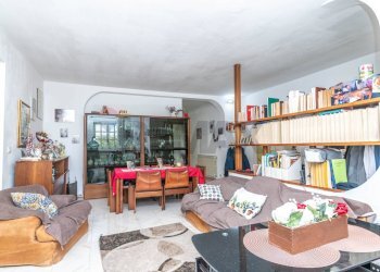 Sala da pranzo - Villa Via Palermo
 
53, Pachino - foto 10