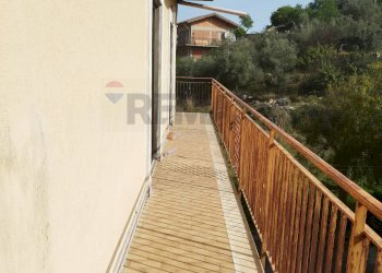 Balcone - Casa indipendente CONTRADA PERCIATA
 
SNC, Nissoria - foto 20