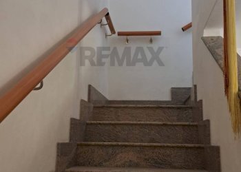 Scale - Independent house via Roma, Canicattini Bagni - photo 8
