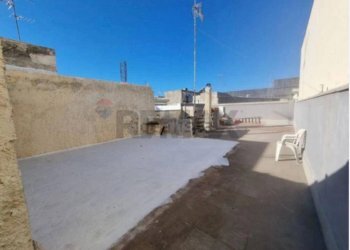 Terrazza - Casa semi indipendente VIA DANTE ALIGHIERI
 
33, Floridia - foto 6