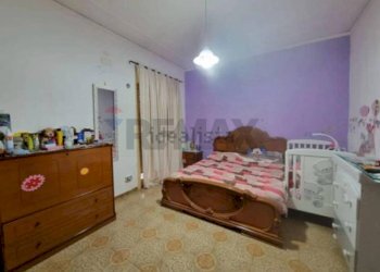 Camera / camera da letto - Casa semi indipendente VIA DANTE ALIGHIERI
 
33, Floridia - foto 14