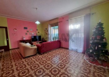 Soggiorno - Casa semi indipendente VIA DANTE ALIGHIERI
 
33, Floridia - foto 24