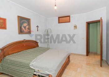 Camera / camera da letto - Independent house Sortino - photo 8