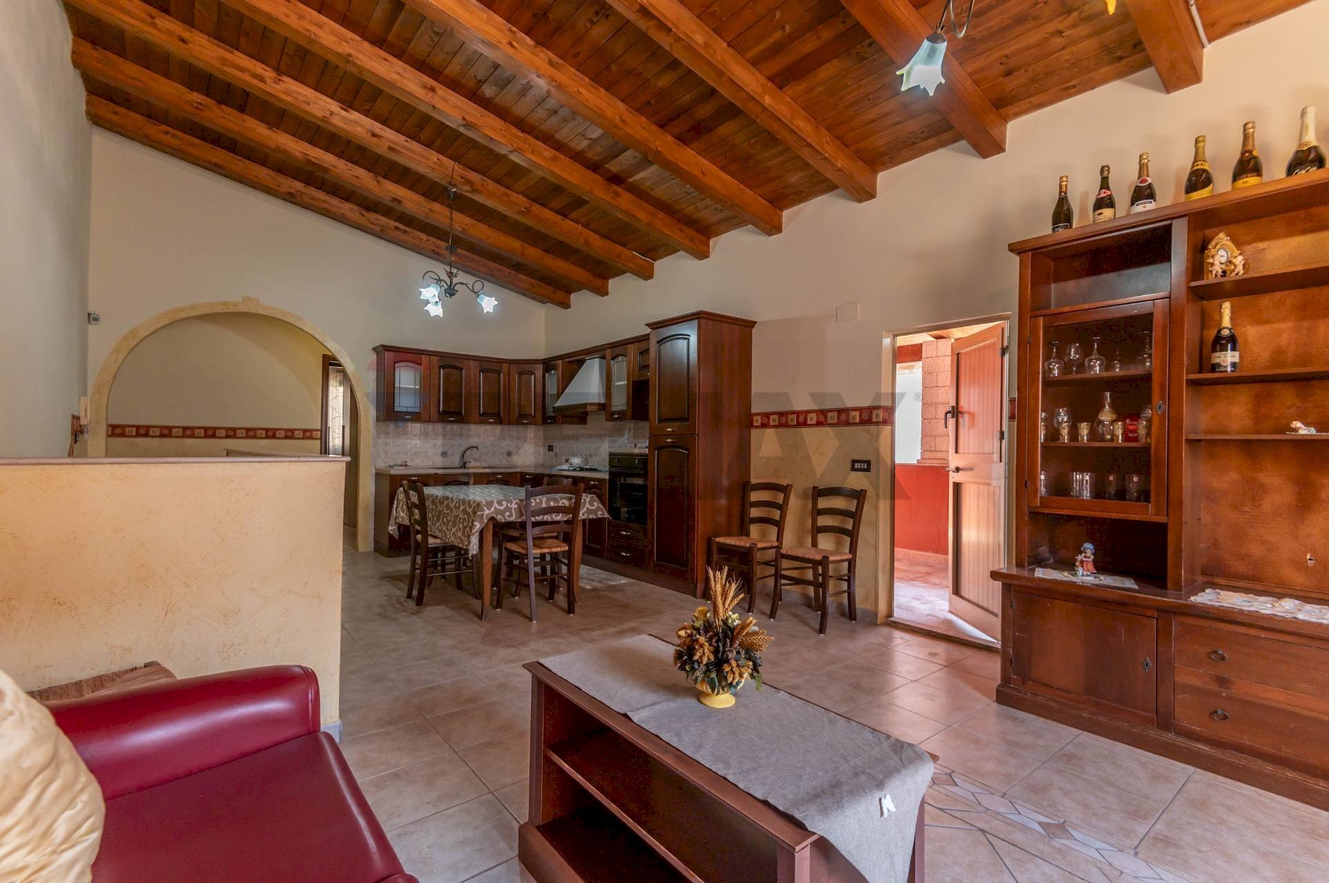 Sala da pranzo - Casa indipendente Via Sicilia
 
99, Pachino - foto 3