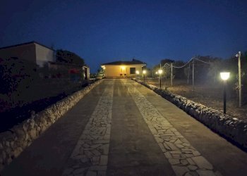 Edificio all\'aperto - Villa Contrada Chiappa Granelli, Pachino - foto 4