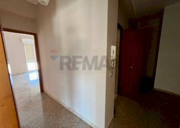 Hall / corridoio - Appartamento Via Scilla
 
5, Floridia - foto 26