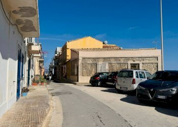 Edificio all\'aperto - Casa indipendente Via Santoro Romeo
 
3, Pachino - foto 19