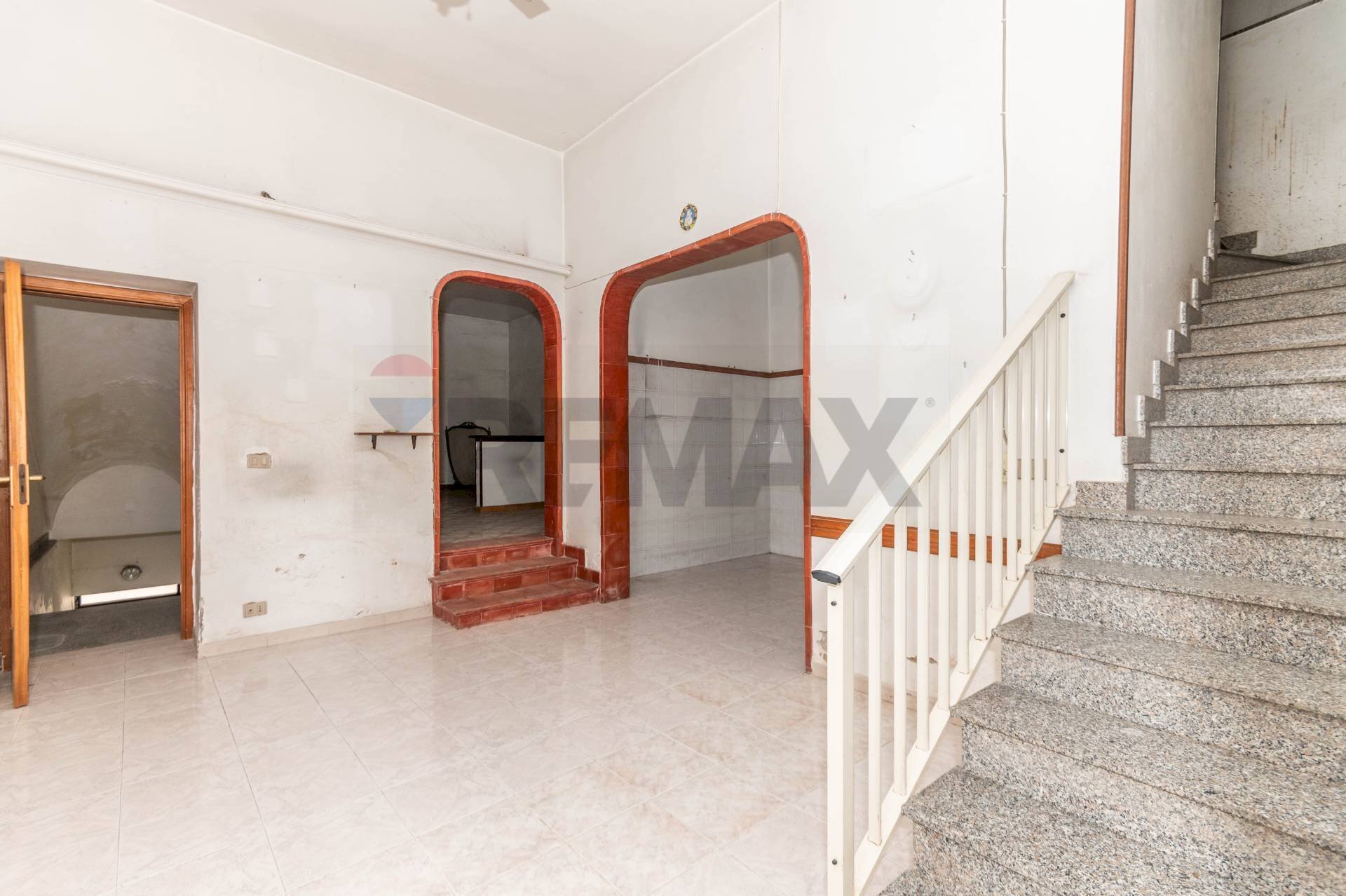 Scale - Casa indipendente Via Cavour 138 - 140, Pachino - foto 1