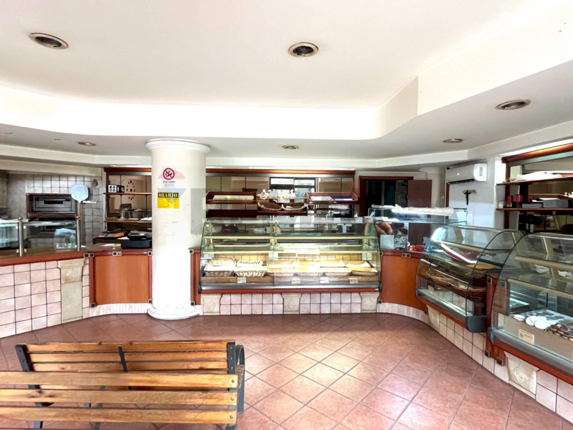 Cucina - Commercial Activity VIALE TUNISI
 
30, Siracusa - photo 1