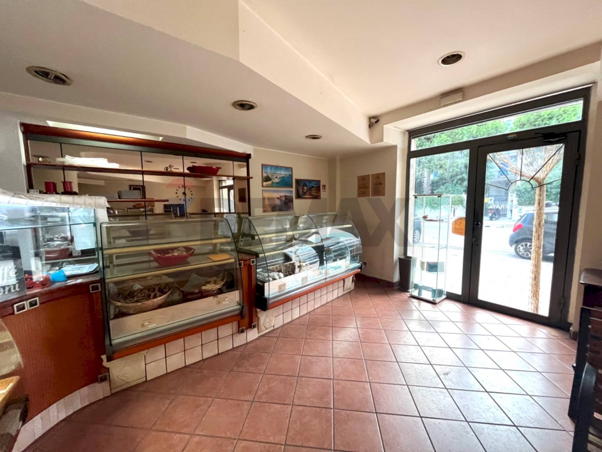 Camera / camera da letto - Commercial Activity VIALE TUNISI
 
30, Siracusa - photo 2