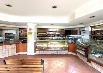 Cucina - Attività Commerciale VIALE TUNISI
30, Siracusa - foto 1
