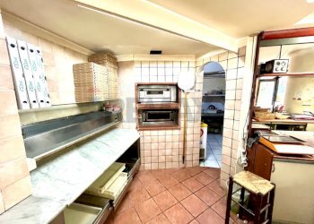 Cucina - Attività Commerciale VIALE TUNISI
30, Siracusa - foto 9