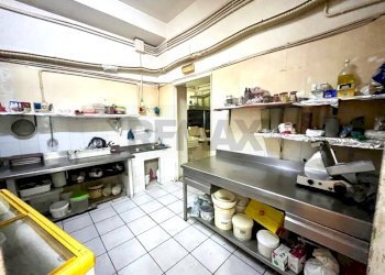 Dispensa di stoccaggio - Attività Commerciale VIALE TUNISI
30, Siracusa - foto 11