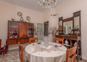 Sala da pranzo - Appartamento via Sicilia
 
85, Siracusa - foto 10