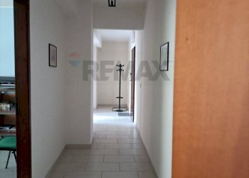 Hall / corridoio - Ufficio viale Papa Paolo VI
67, Floridia - foto 3