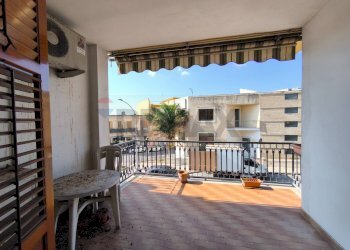 Balcone - Trilocale Via Napoli
 
77, Noto - foto 2