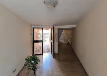 Hall / corridoio - Trilocale Via Napoli
 
77, Noto - foto 35