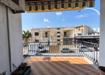 Balcone - Trilocale Via Napoli
 
77, Noto - foto 45