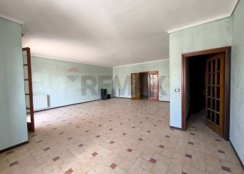 Stanza vuota - Trilocale Via Napoli
 
77, Noto - foto 50