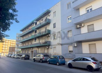 Edificio all\'aperto - Trilocale Viale Tunisi
 
82, Siracusa - foto 21