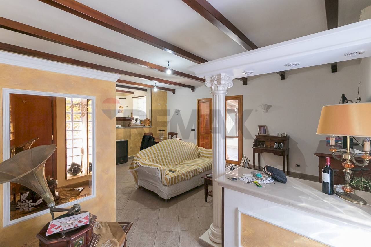 Soggiorno - Casa semi indipendente Via Giarratana
 
3, Siracusa - foto 2