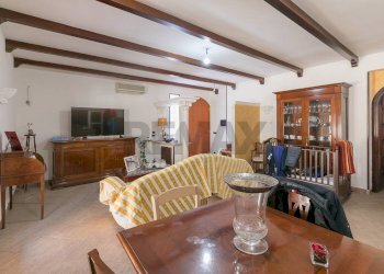 Sala da pranzo - Casa semi indipendente Via Giarratana
 
3, Siracusa - foto 5