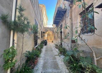Edificio all\'aperto - Casa indipendente Vico Abate
 
1/A, Modica - foto 4