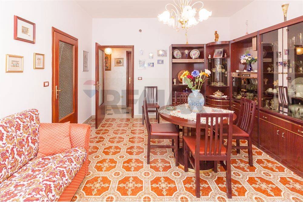 Salone - Apartment via M. Bonanno
 
49, Siracusa - photo 1