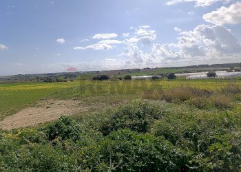 Vista delle montagne - Terreno agricolo contrada Maccari Bovaria
 
snc, Noto - foto 4