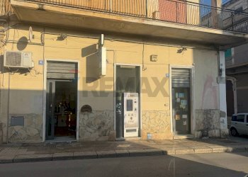 Edificio all\'aperto - Attività Commerciale VIA CAVOUR, 86 - 88, Pachino - foto 2