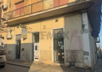 Edificio all\'aperto - Attività Commerciale VIA CAVOUR, 86 - 88, Pachino - foto 3
