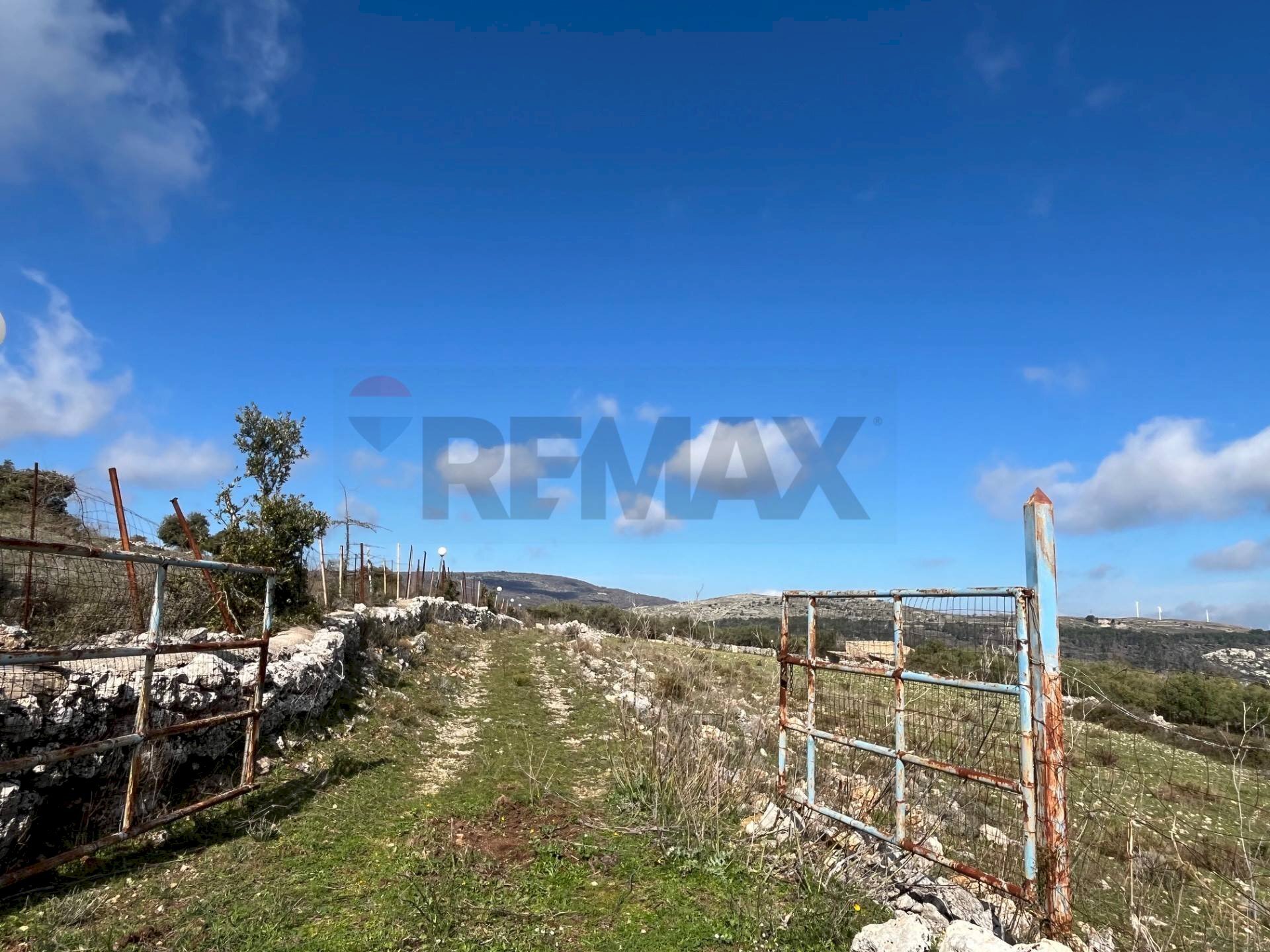 Edificio all\'aperto - Agricultural land Contrada Campanio, Ferla - photo 2