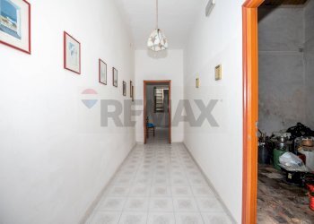 Hall / corridoio - Casa indipendente Via Maria Josè
 
7, Canicattini Bagni - foto 2