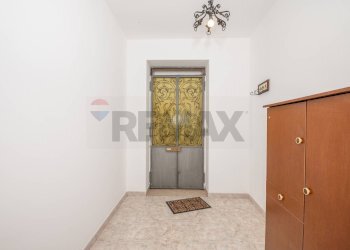 Hall / corridoio - Independent house Piazza Umberto I
 
31, Melilli - photo 11