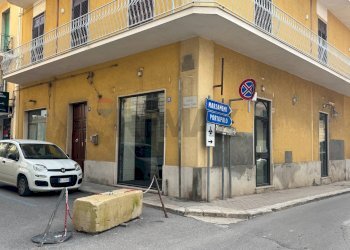 Edificio all\'aperto - Commercial Premises VIA CASSAR SCALIA
 
46, Pachino - photo 1
