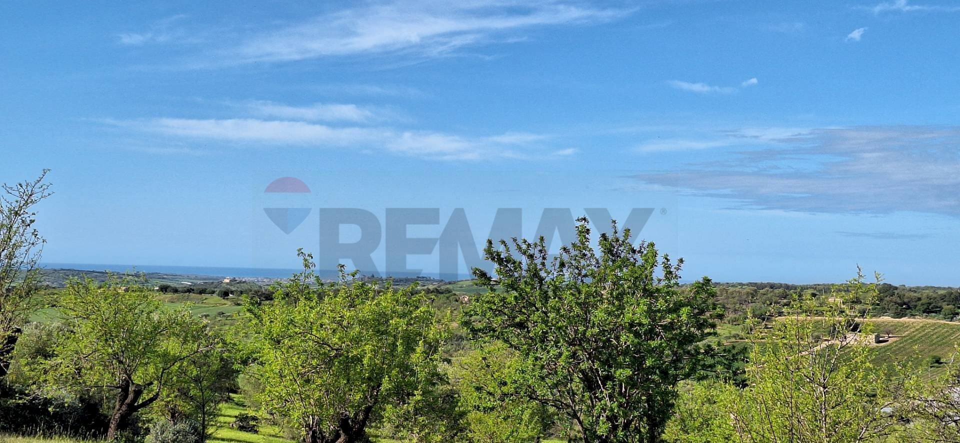 Vista delle montagne - Terreno agricolo Contrada Casale
 
snc, Noto - foto 1