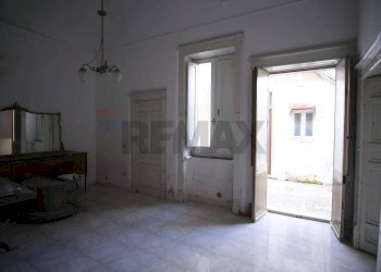 Stanza vuota - Casa indipendente via Garibaldi
 
18-20, Canicattini Bagni - foto 16
