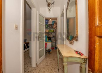 Hall / corridoio - Casa indipendente Via trapani
 
33, Siracusa - foto 47